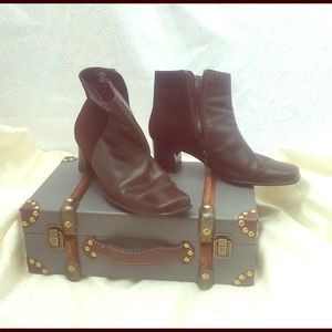 MGD dark brown leather booties